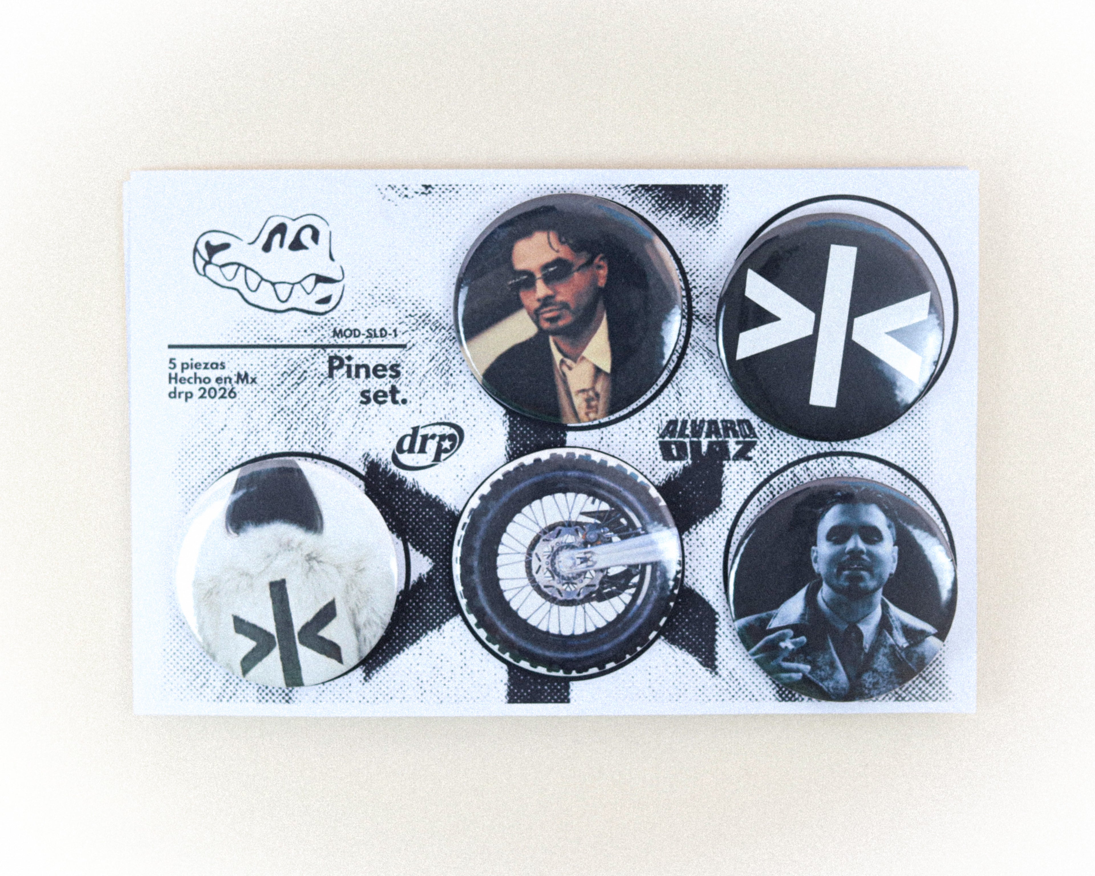 Alvaro Diaz Pines Set